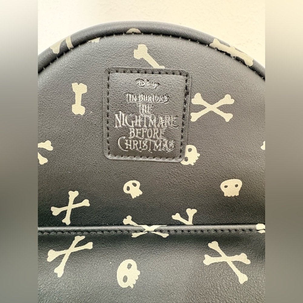 Loungefly The Nightmare Before Christmas Zero Glow in the Dark Backpack - Picture 6 of 12